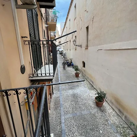 Apartament John's House Cefalù