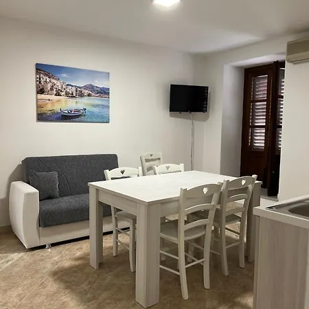 John's House Apartament Cefalù